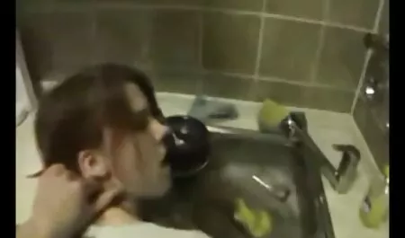 Romi Lluvia españolas maduras videos