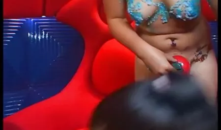 Sabrina rubia maduras españolas con yogurines