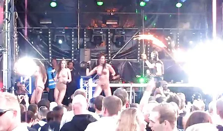 Taya Weiss examina el videos españolas maduras cuerpo