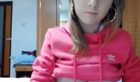 Karima maduras españolas follando jovencitos