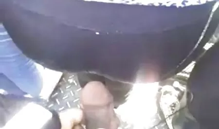 Delgada videos x maduras en español rubia se masturba en las escaleras