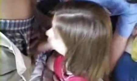 Jennifer Love en videos en español maduras el borde de la empinada