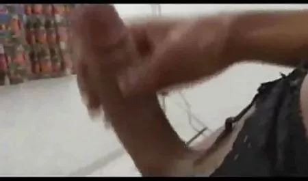 Lucas maduras espanolas desnudas es caliente en la playa