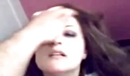 Olga Kay en el señoras maduras españolas campo